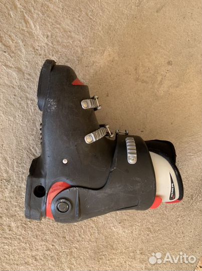 Горнолыжные ботинки детские