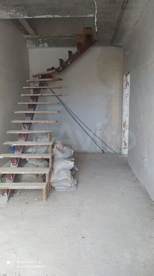 3-к. квартира, 93 м², 9/10 эт.