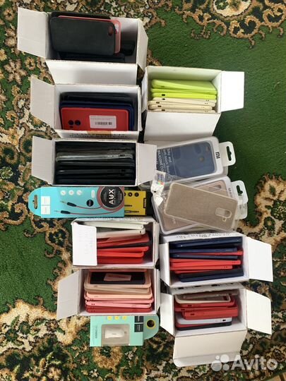 Чехлы и по мелочи, все одним лотом