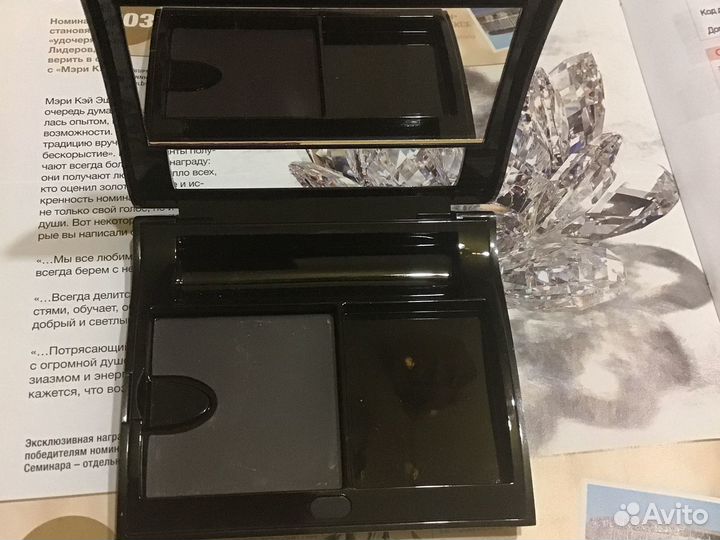 Футляр для декоративной косметики новый