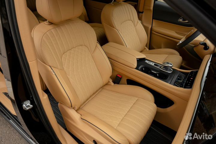 Аренда минивэна Voyah Dream phev без водителя