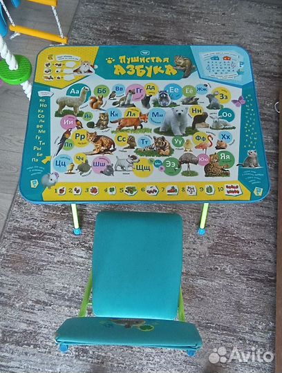 Детский стол и стульчик