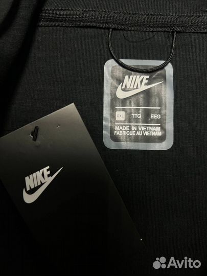 Nike Touch Flece черная