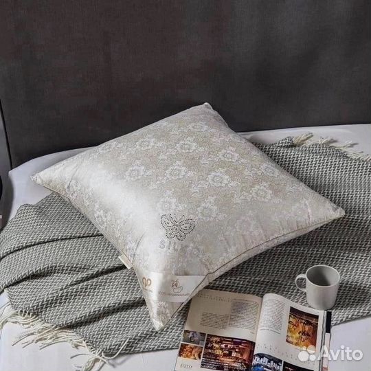 Подушки Шелкопряд