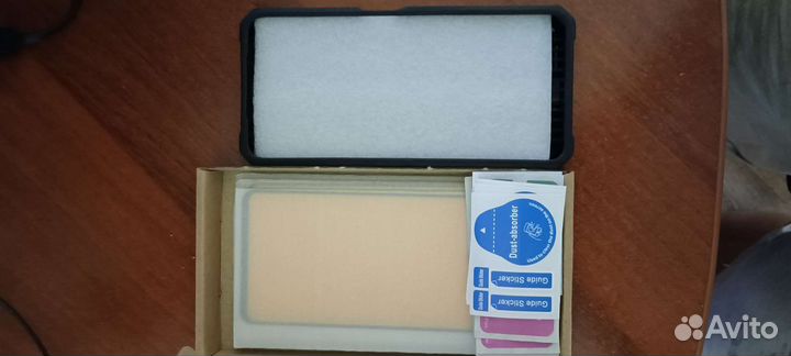 Чехол. Стекло