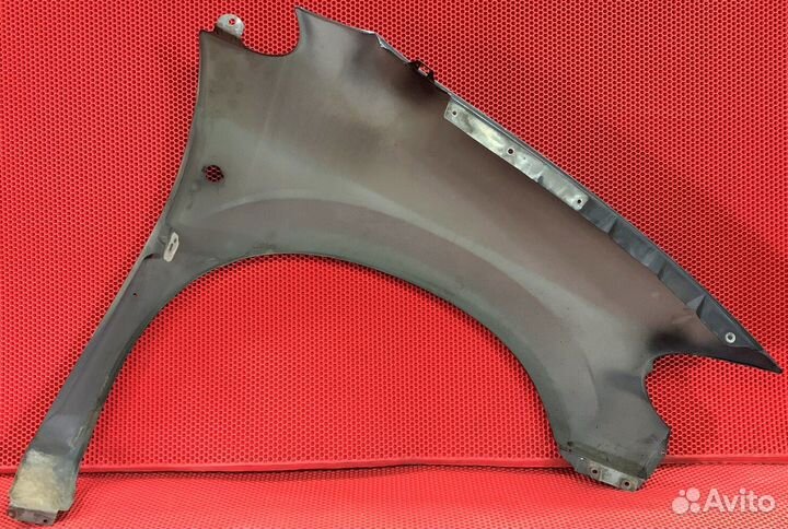 Крыло переднее левое Chrysler Grand Voyager GY EGA