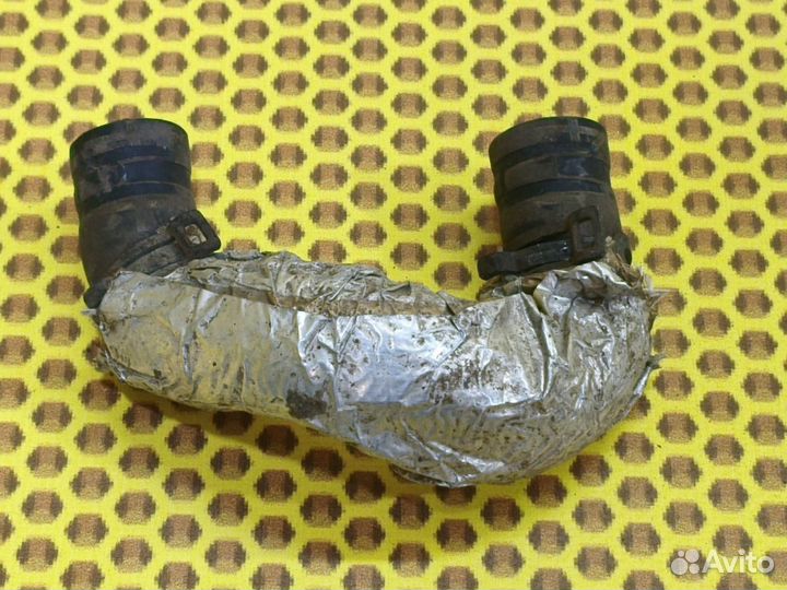 Патрубок системы охлаждения Volkswagen Teramont