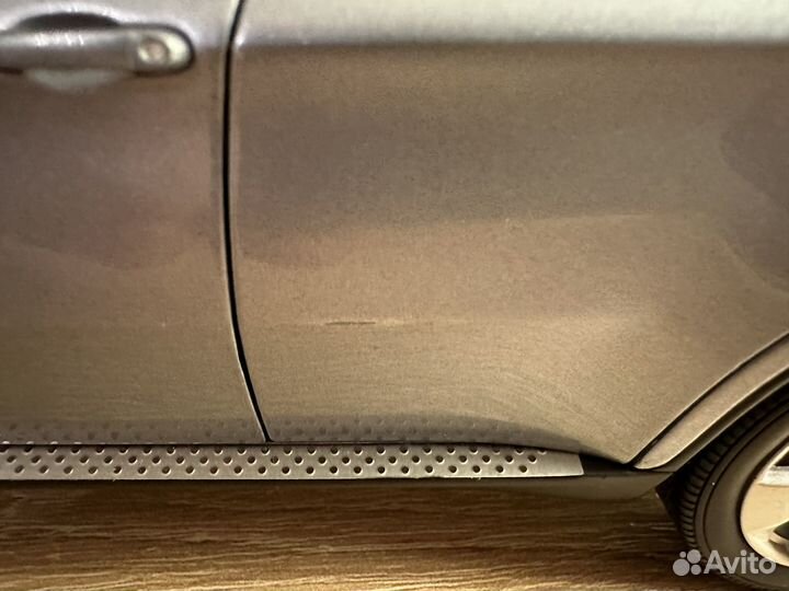 BMW X6 E71 ActiveHybrid 1:18 Kyosho