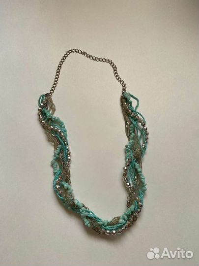 Ожерелье из бисера