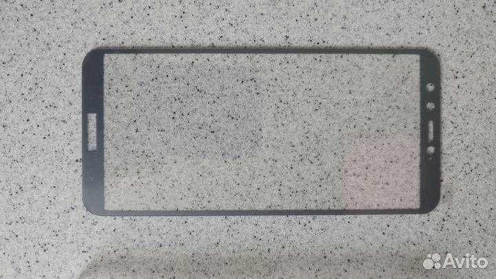 Защитное стекло на Honor 9 lite