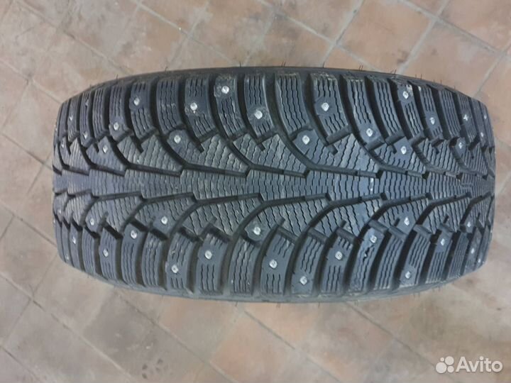 Nokian Tyres Hakkapeliitta 5 235/45 R17 97T