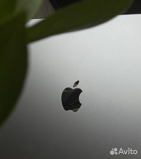 Macbook Pro 16 m1 pro 16/512