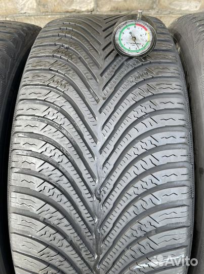 Michelin Alpin 5 215/55 R17
