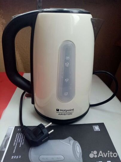 Электрочайник Ariston. 1.7 литров. Мало б/у