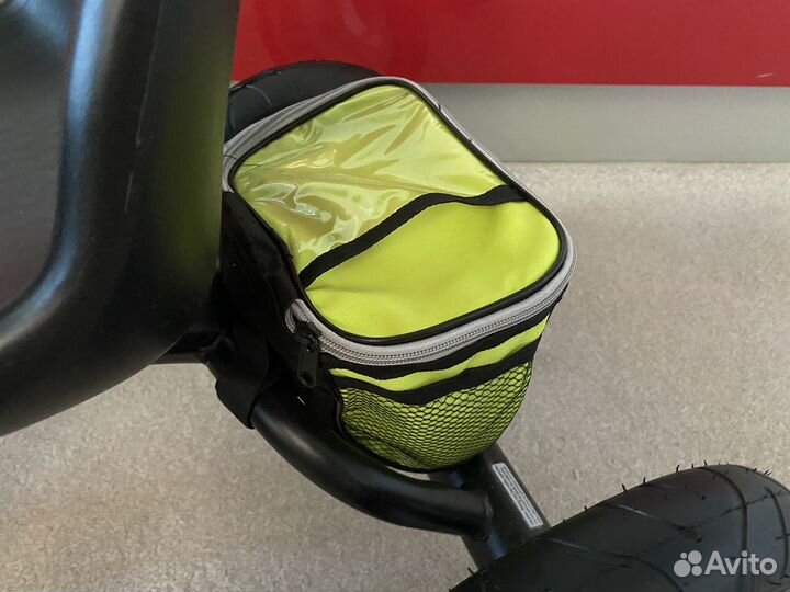 Детский трехколесный велосипед новый