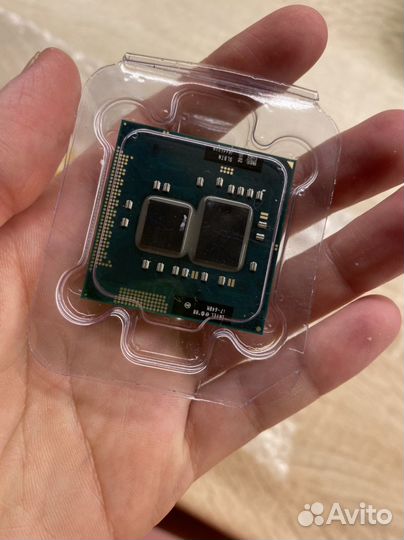 Процессор Intel i7 640M OEM (без кулера)