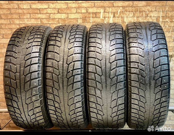 Michelin Latitude X-Ice North 215/60 R17