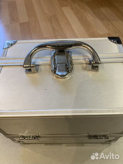 Чемодан для косметики