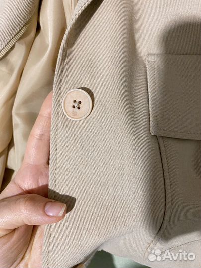 Жакет бежевый 40-42