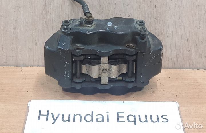 Суппорт передний Rh 4.6л б. Hyundai Equus 2, 2011г