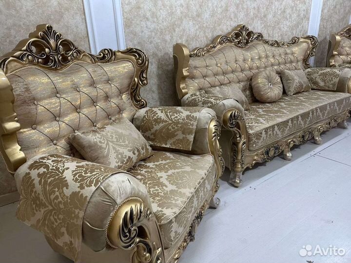 Диваны и кресла