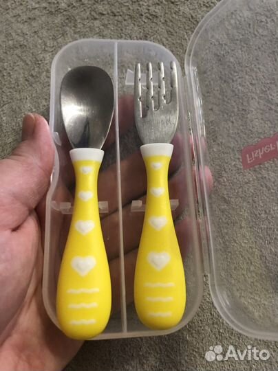 Слюнявчик силиконовый и приборы