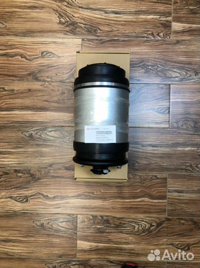 Пневмобаллон LR Discovery 3 задний RKB500010