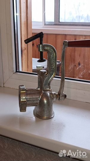 Мясорубка ручная СССР чугунная