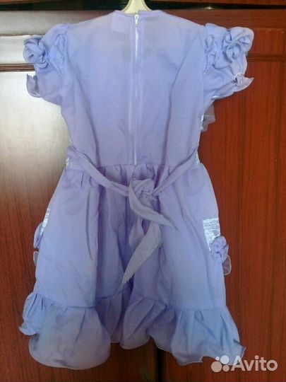 Платья детские новые