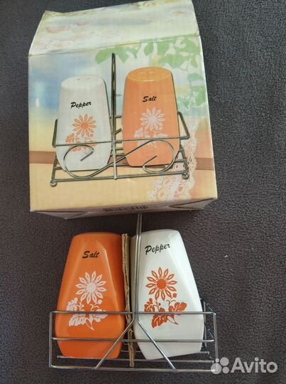 Новый Набор для специй. Солонка и перечница