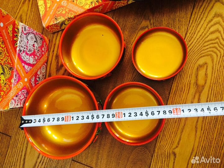 Новое золотая хохлома