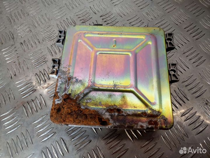 Блок управления двигателем Peugeot 405 1.6 1991 г