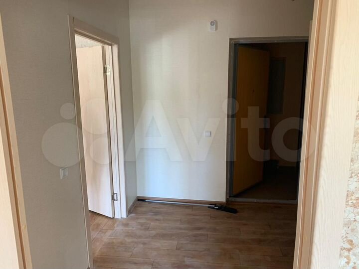 1-к. квартира, 38 м², 1/10 эт.