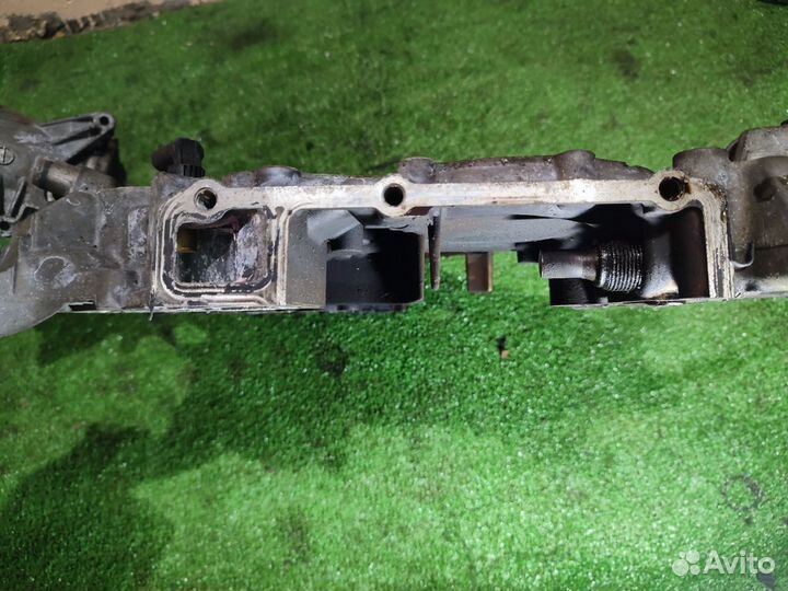 Передняя крышка двигателя Mercedes m112 3.2