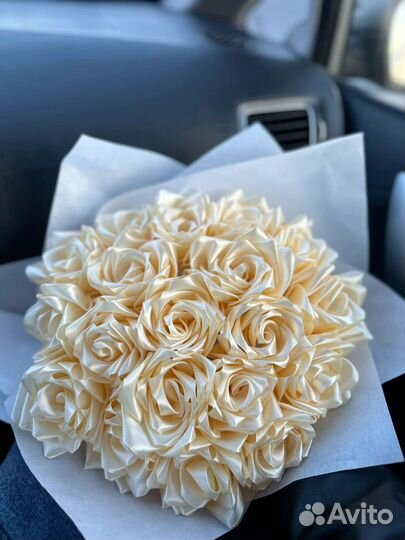 Букет из атласных лент /бабочки /съедобный букет