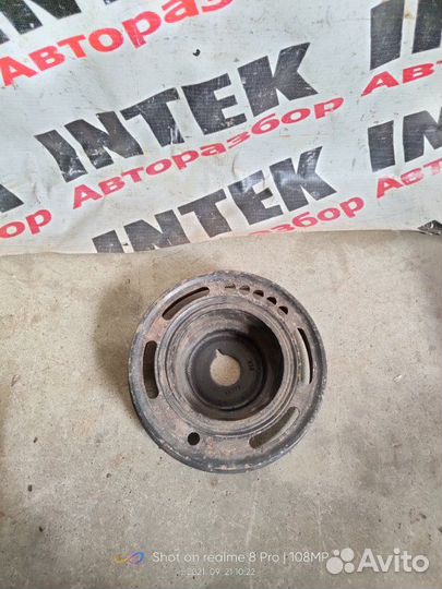 Шкив коленвала Opel Astra H седан Z18XER