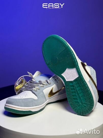 Nike Dunk Low SB Holiday Special x Sean Cliver