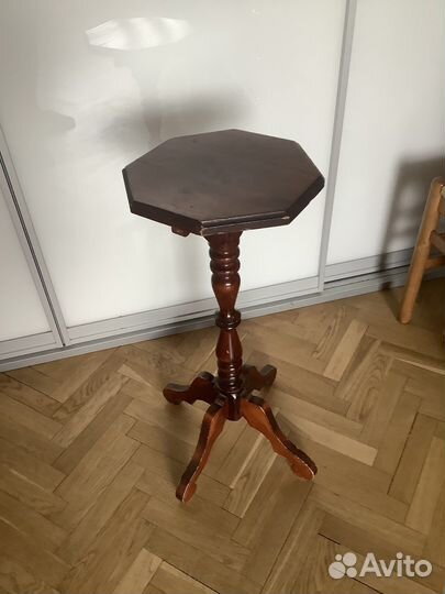 Подставка для комнатных растений