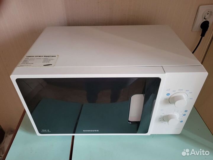 Микроволновая печь Samsung 800w