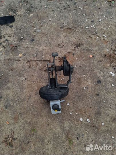 Вакуумный усилитель тормозов renault logan