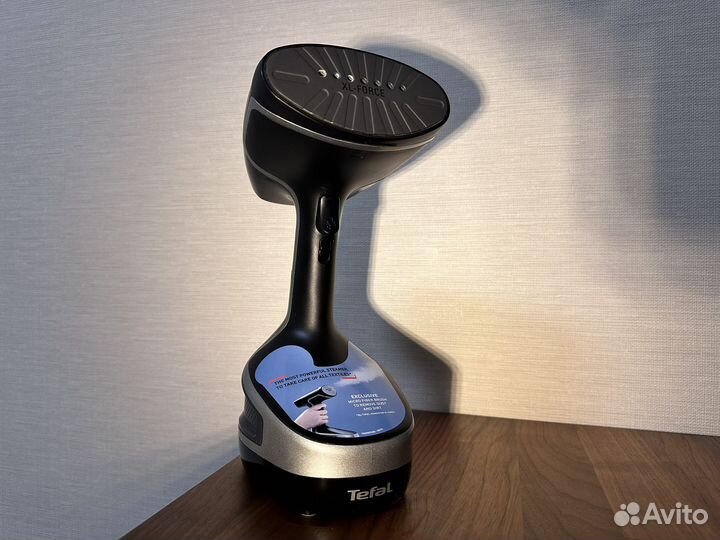 Ручной отпариватель Tefal Acess Steam Force