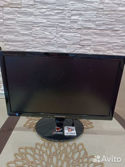 Монитор Samsung