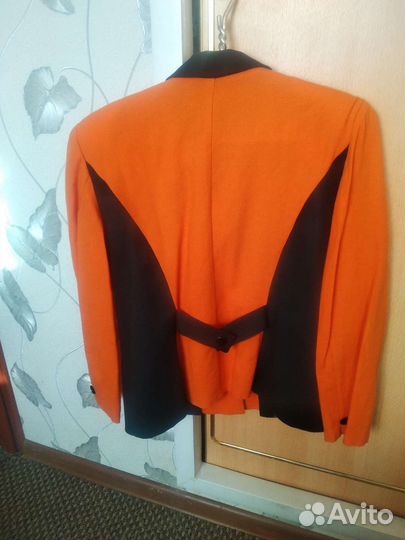 Пиджаки разные