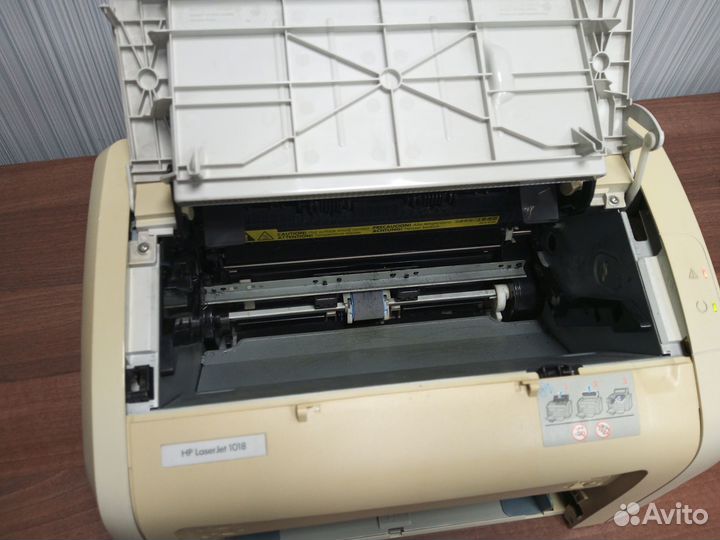 Принтер HP LaserJet 1018 под ремонт или запчасти