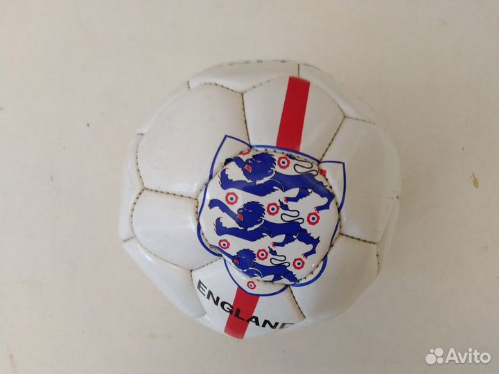 Мяч коллекционный Three Lions (Три льва)