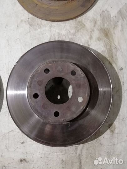 Тормозные диски Nissan Primera P12