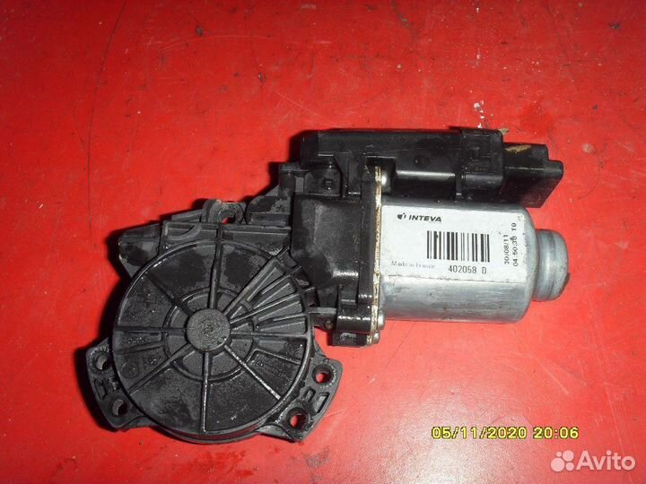 Моторчик стеклоподъемника 834601H010 Kia Ceed 1 ED