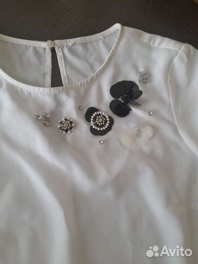 Блузка на девочку 8-12 лет