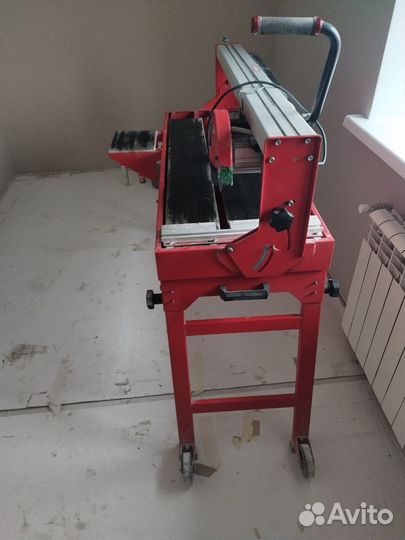 Плиткорез электрический водяной 1000