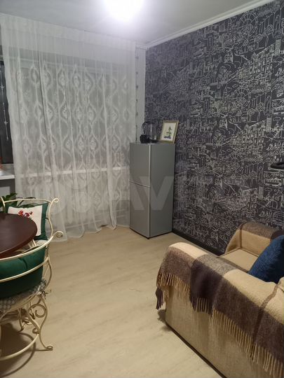 Комната 14 м² в > 9-к., 5/5 эт.